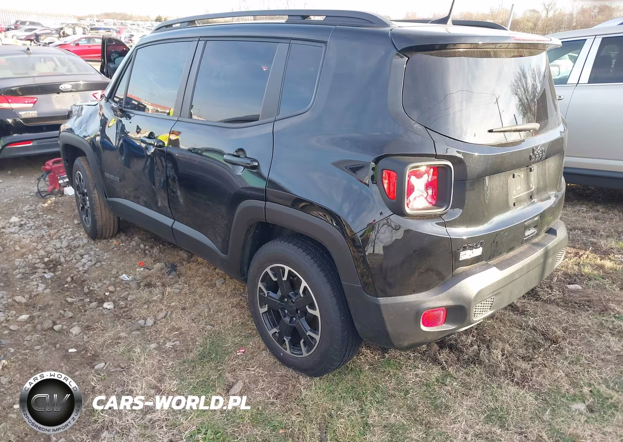2023 Jeep Renegade Upland 4X4 VIN:ZACNJDB15PPP60314 - 3