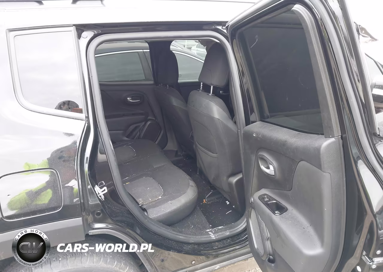 2023 Jeep Renegade Upland 4X4 VIN:ZACNJDB15PPP60314 - 8