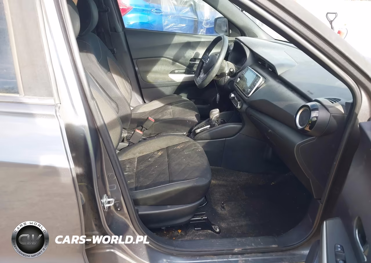 2019 Nissan Kicks Sv VIN:3N1CP5CU7KL565357 - 5