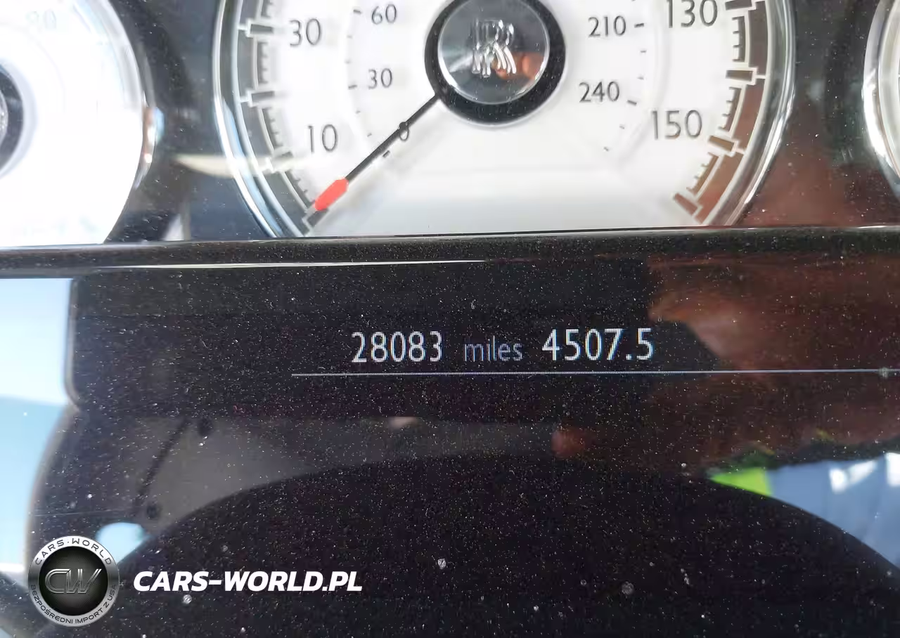 2016 Rolls-Royce Wraith VIN:SCA665C58GUX86038 - 14