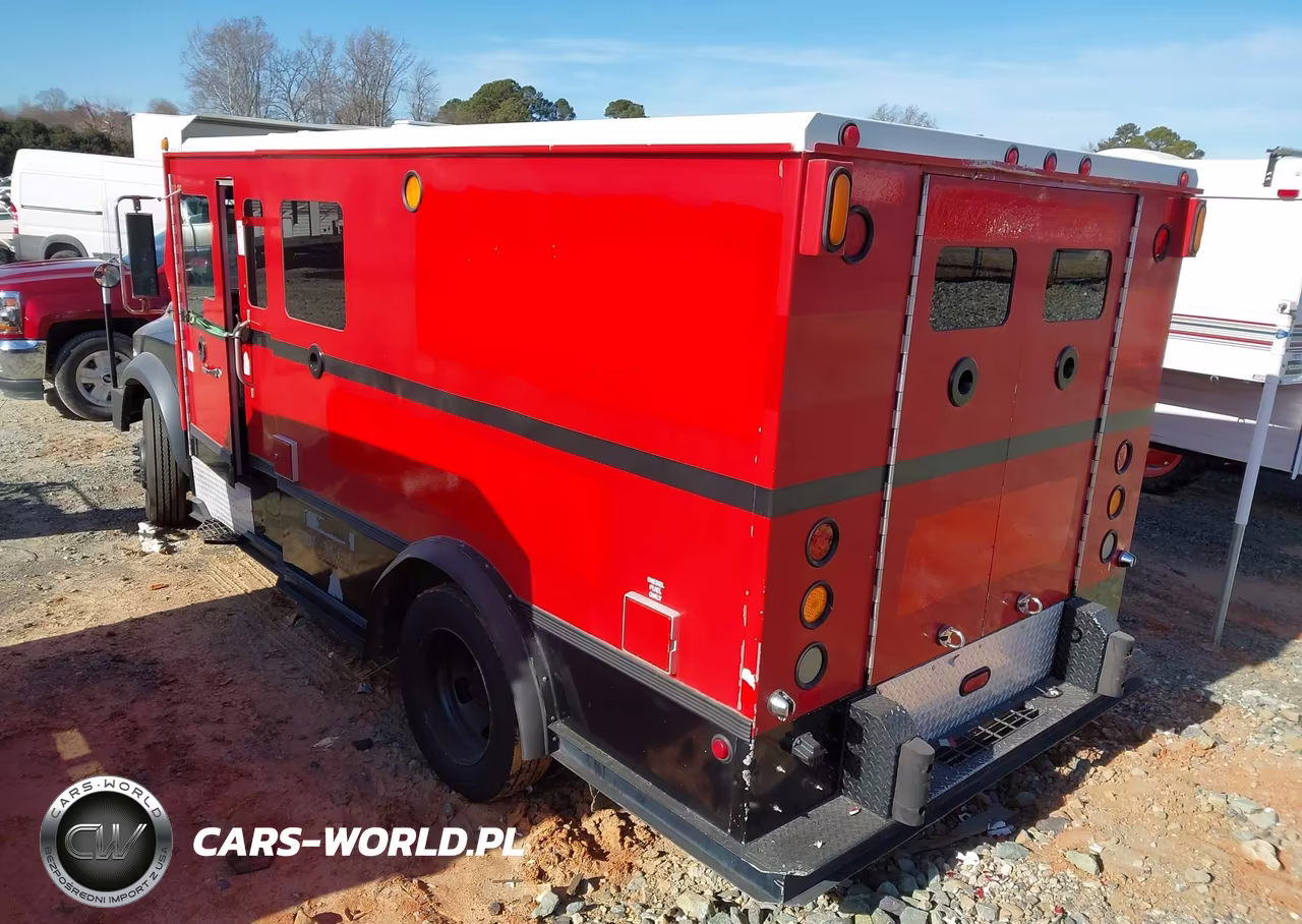 2014 Ram 5500 Chassis Tradesman-Slt VIN:3C7WRMAL6EG172846 - 3