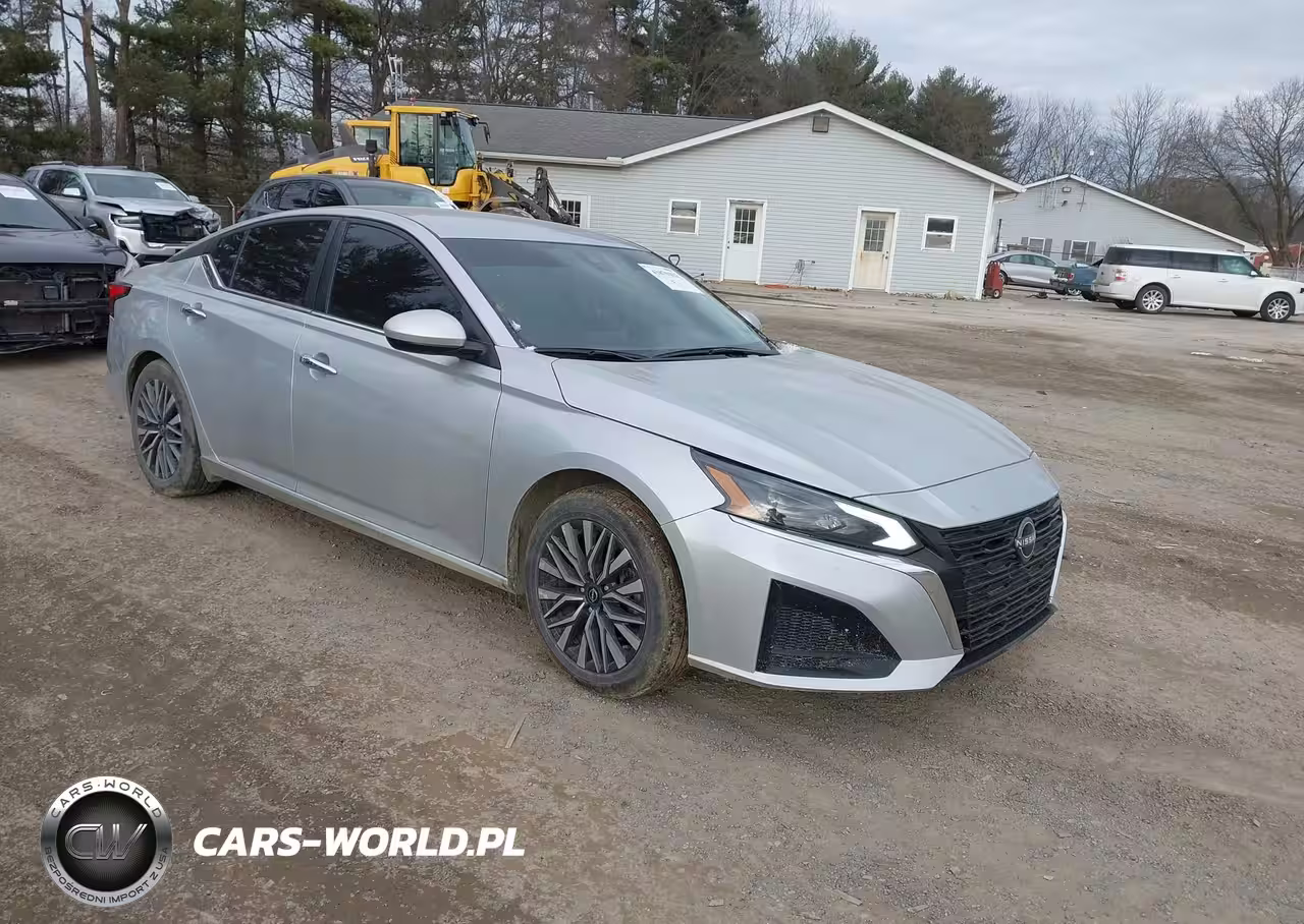 2023 Nissan Altima Sv Fwd