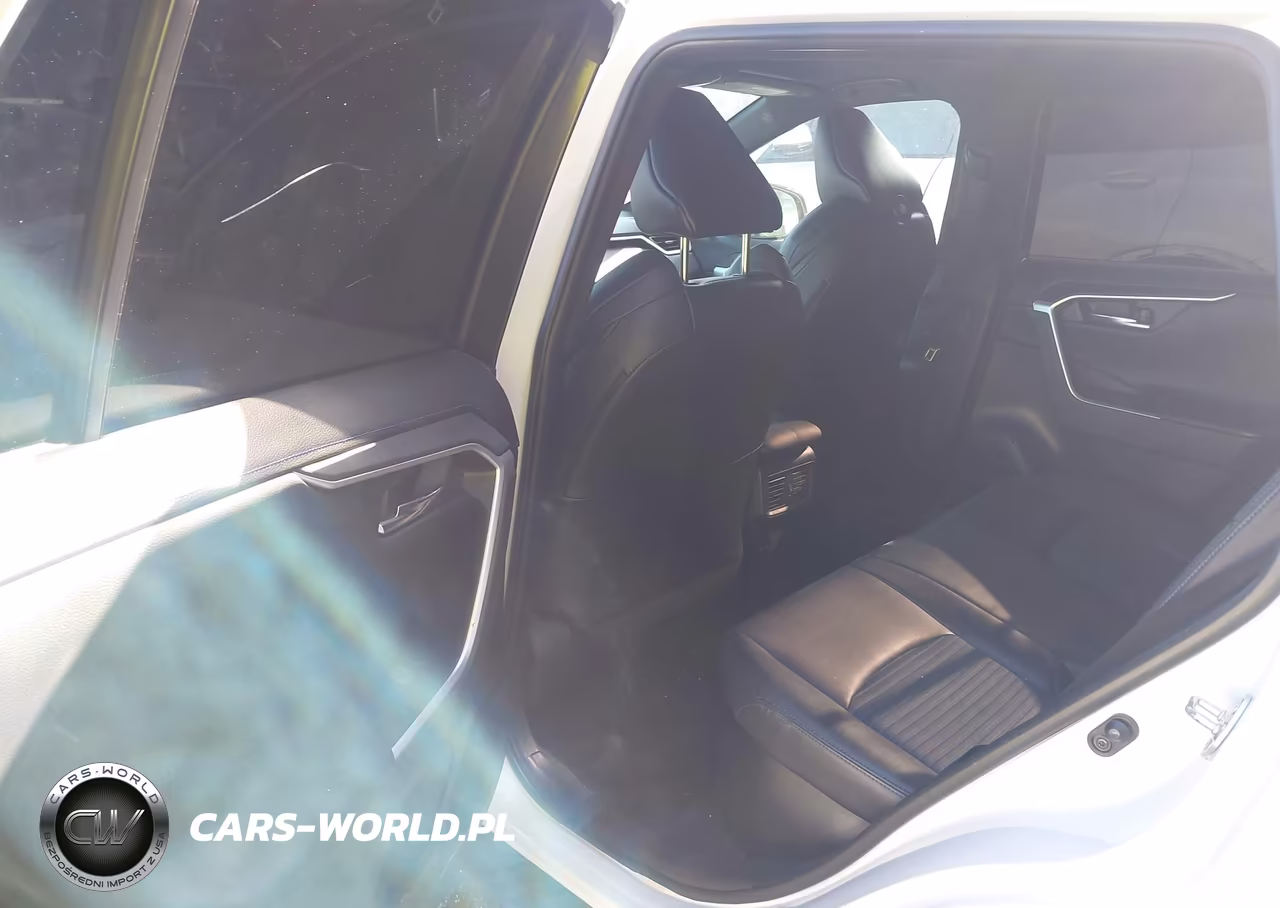 2019 Toyota Rav4 Hybrid Xse VIN:2T3EWRFV5KW041931 - 8