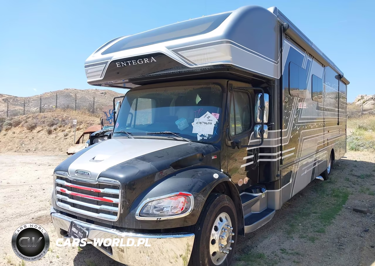2025 Freightliner Chassis S-2 VIN:4UZADVFC8SCWD0977 - 2