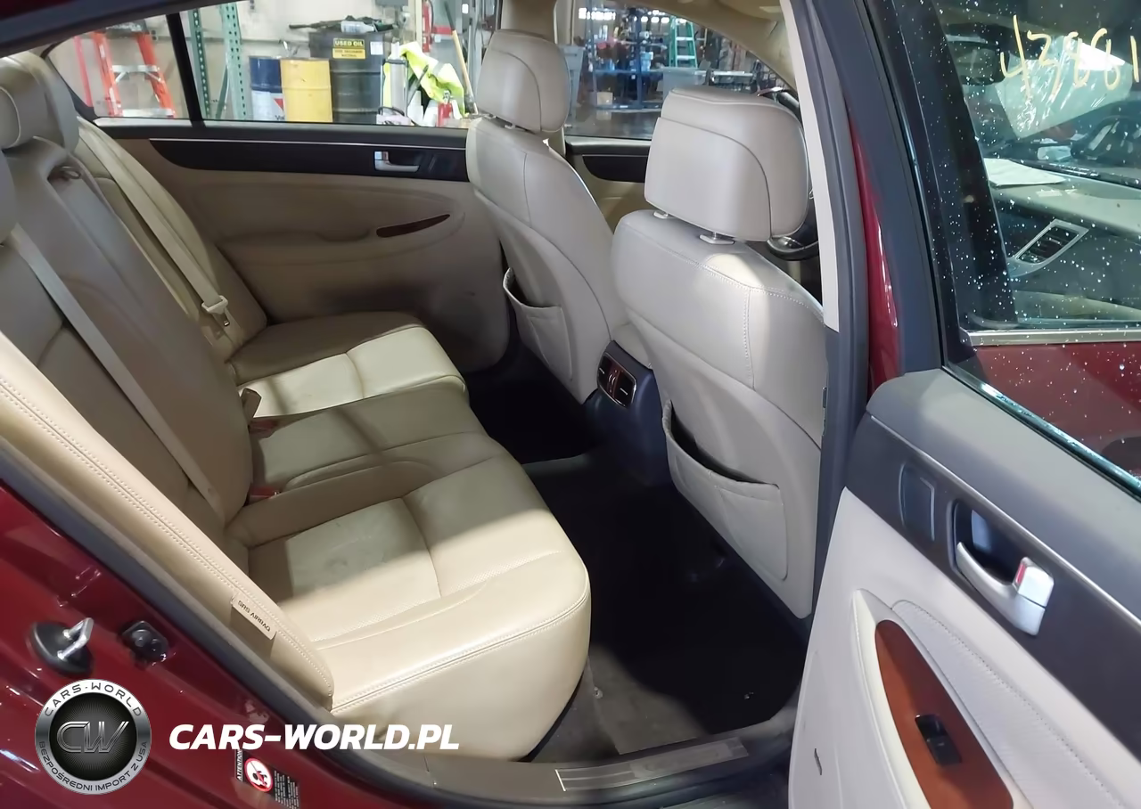 2012 Hyundai Genesis 3.8 VIN:KMHGC4DDXCU189601 - 8