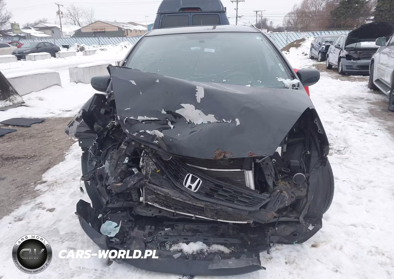 2012 Honda Fit Sport VIN:JHMGE8H58CC019296 - 13
