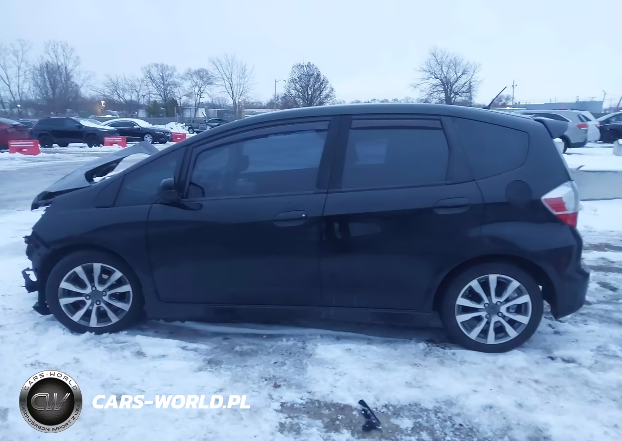 2012 Honda Fit Sport VIN:JHMGE8H58CC019296 - 15