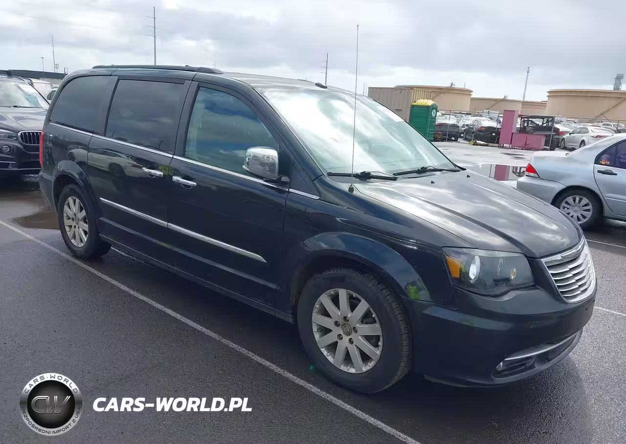2011 Chrysler Town & Country Touring-L