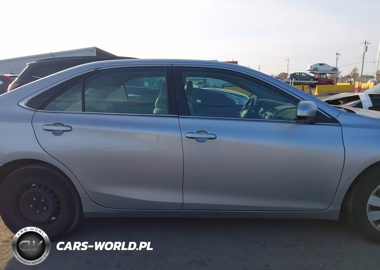 2017 Toyota Camry Le VIN:4T1BF1FK5HU641876 - 13