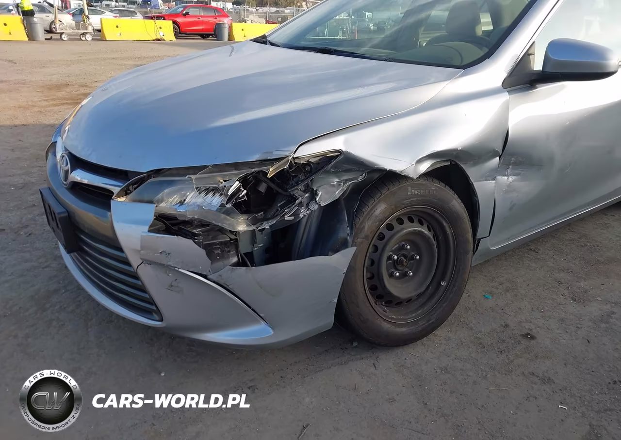 2017 Toyota Camry Le VIN:4T1BF1FK5HU641876 - 6