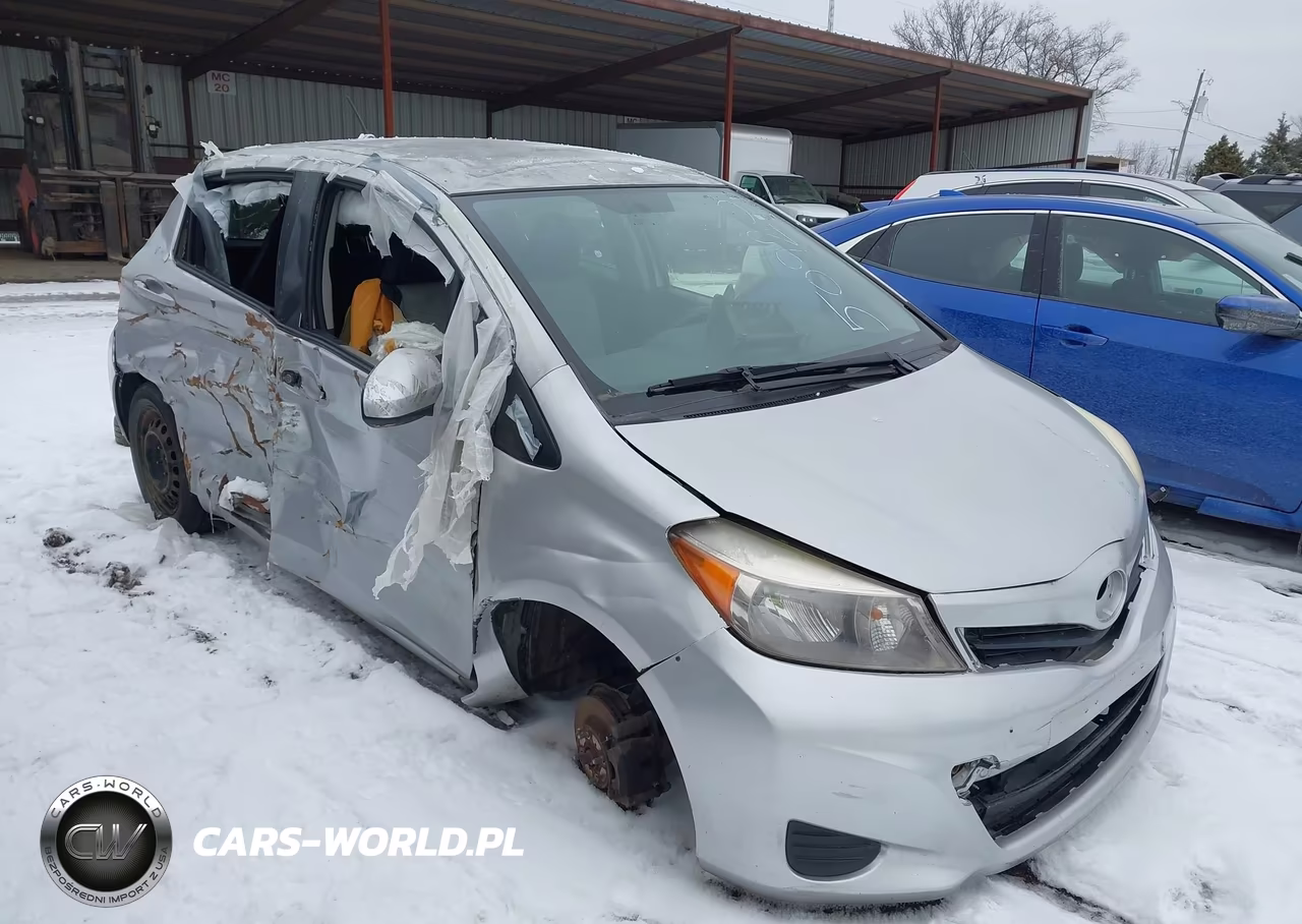 2012 Toyota Yaris Le