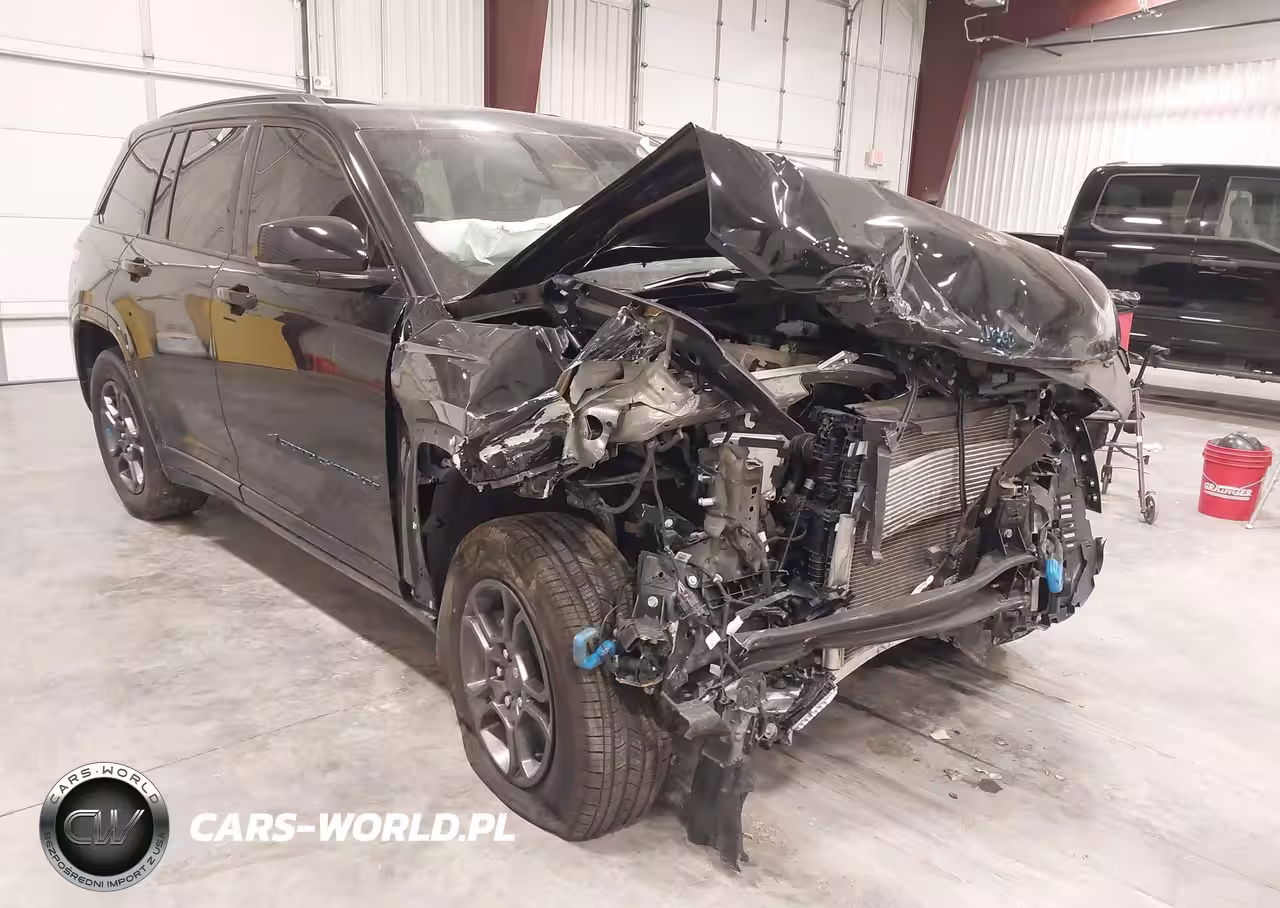 2025 Jeep Grand Cherokee 4Xe Anniversary Edition