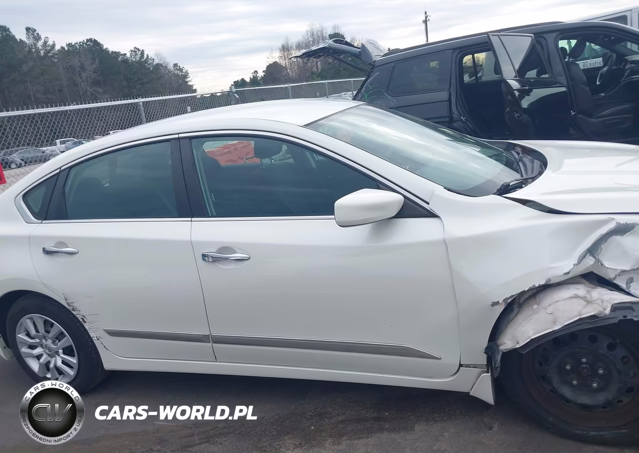 2016 Nissan Altima 2.5 S VIN:1N4AL3AP5GN363289 - 12