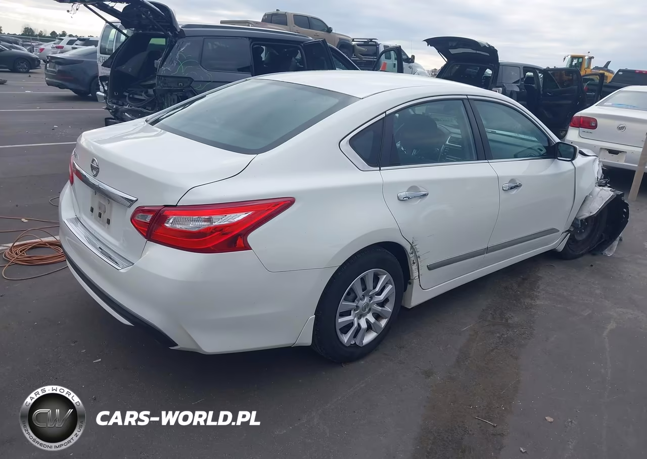 2016 Nissan Altima 2.5 S VIN:1N4AL3AP5GN363289 - 4