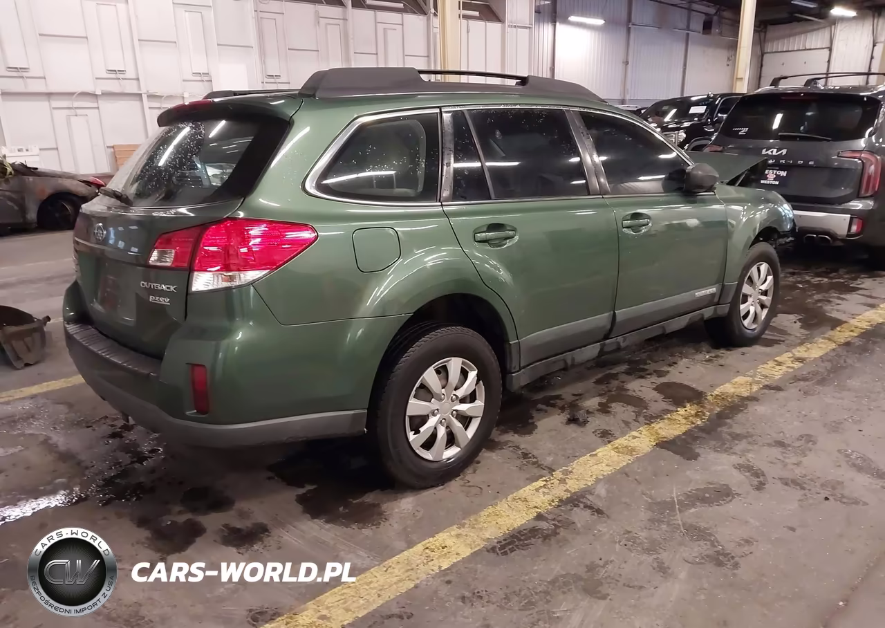 2011 Subaru Outback 2.5I VIN:4S4BRBAC4B3333995 - 4