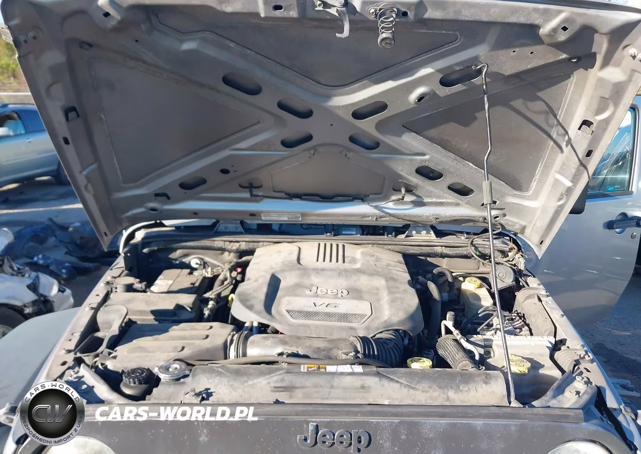 2014 Jeep Wrangler Unlimited Sport VIN:1C4BJWDG3EL251424 - 10