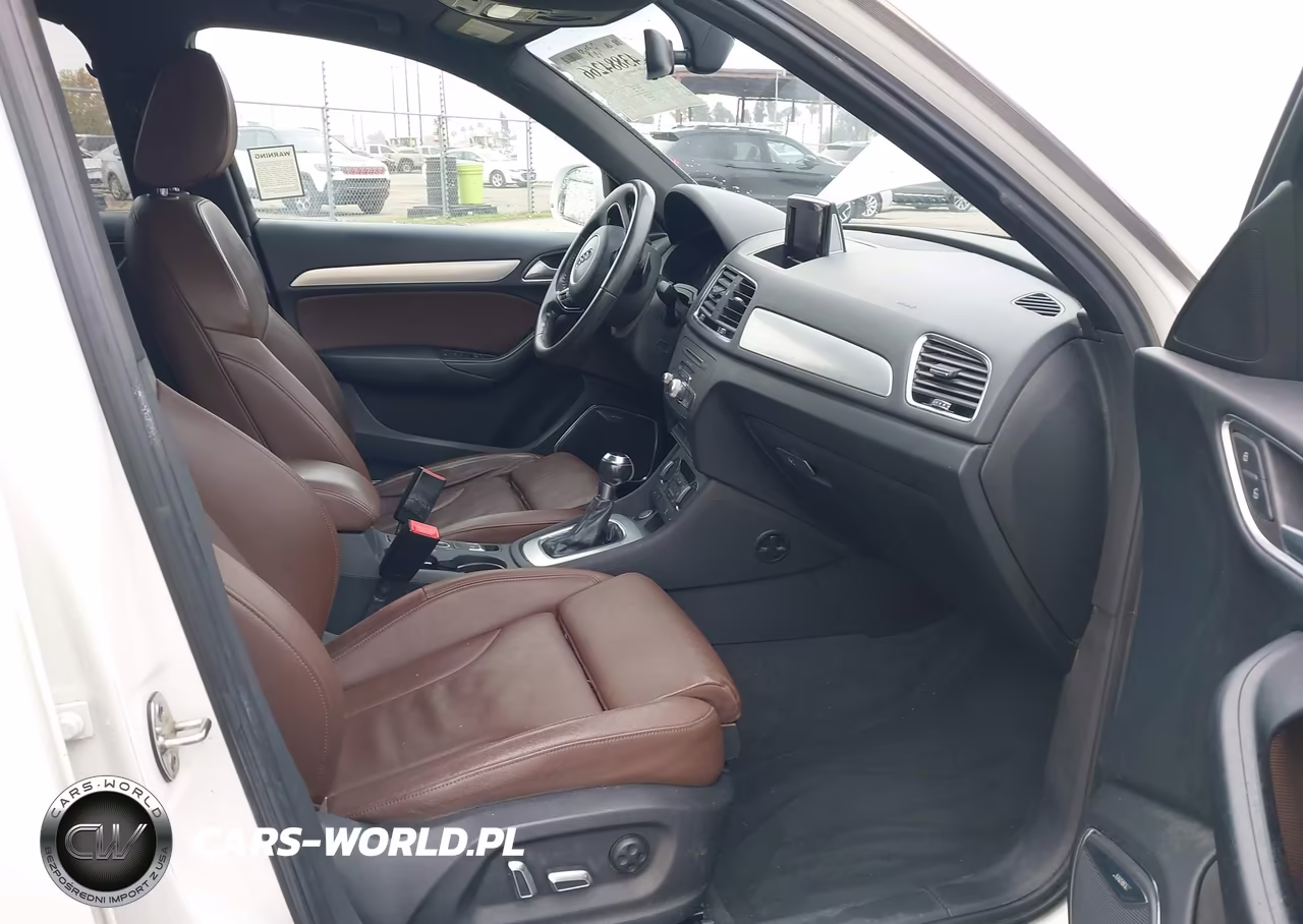 2018 Audi Q3 2.0T Premium-2.0T Sport Premium VIN:WA1HCCFS1JR003758 - 5