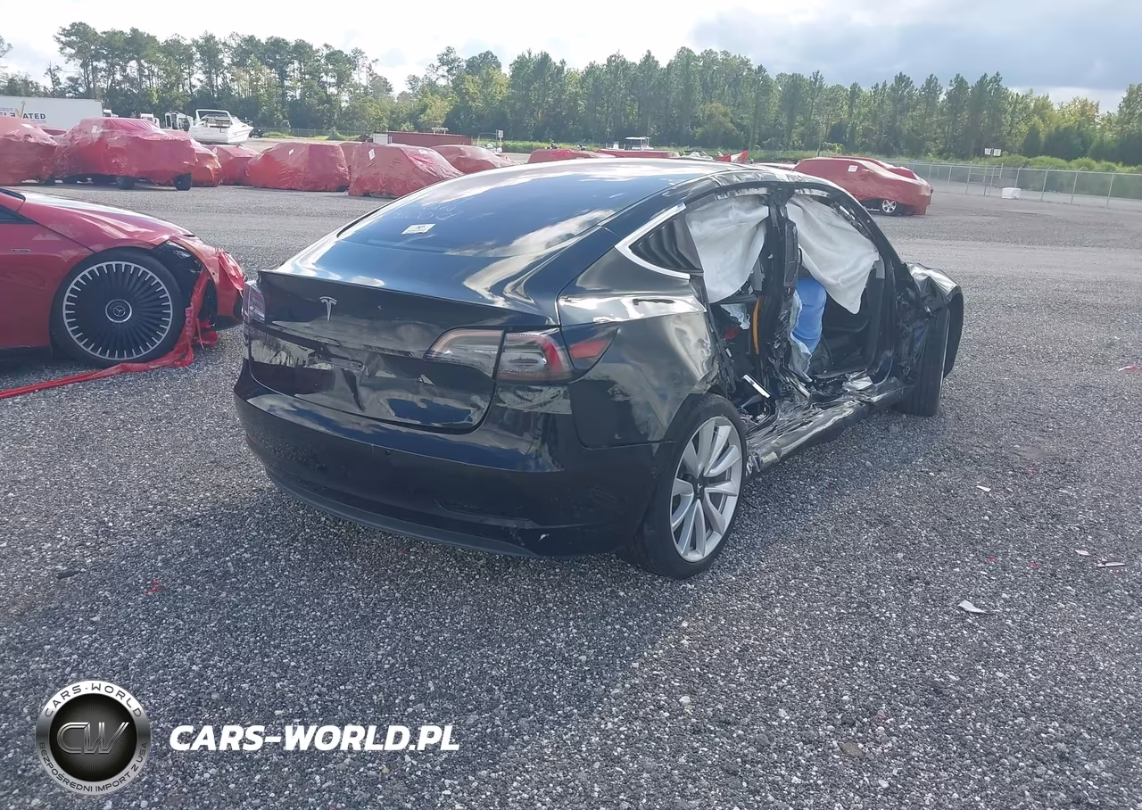 2018 Tesla Model 3 Long Range-Mid Range VIN:5YJ3E1EA5JF039319 - 4