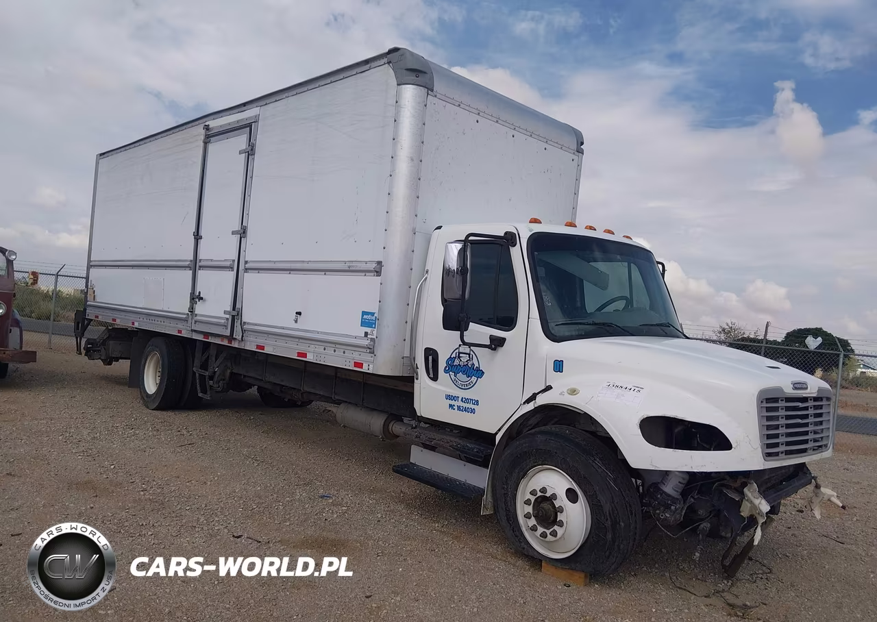 2017 Freightliner M2 106