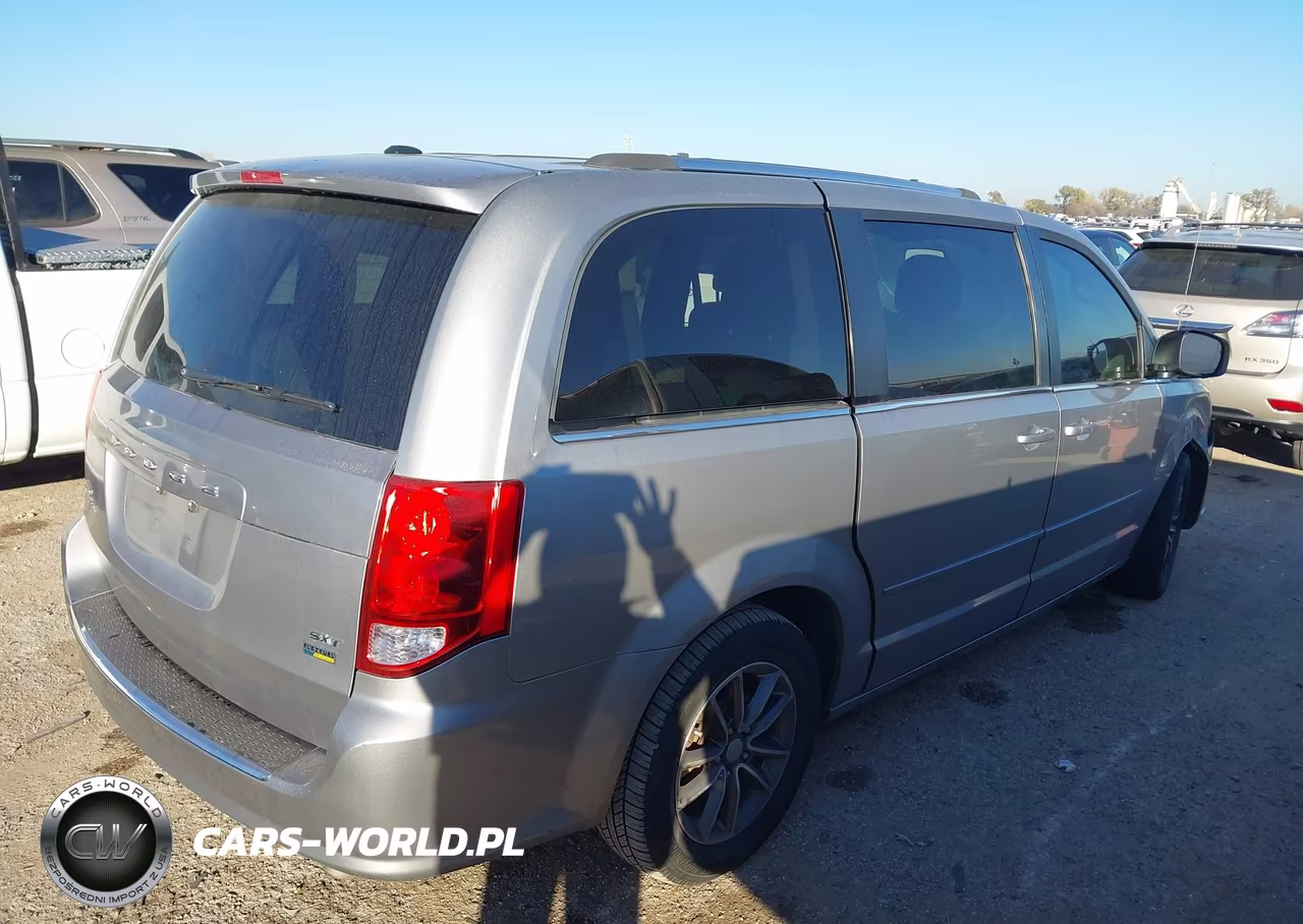 2017 Dodge Grand Caravan Sxt VIN:2C4RDGCG0HR737312 - 4
