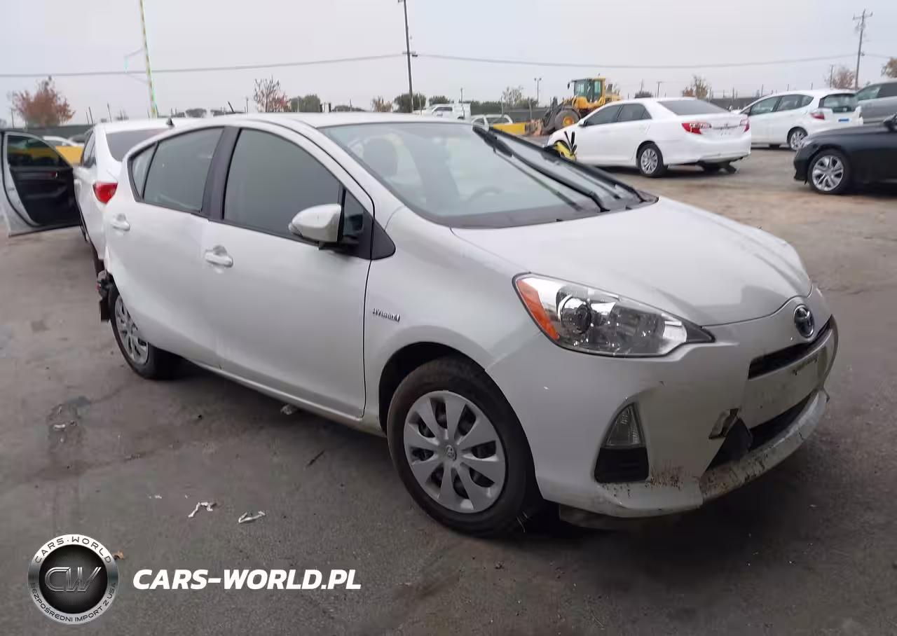 2014 Toyota Prius C Three