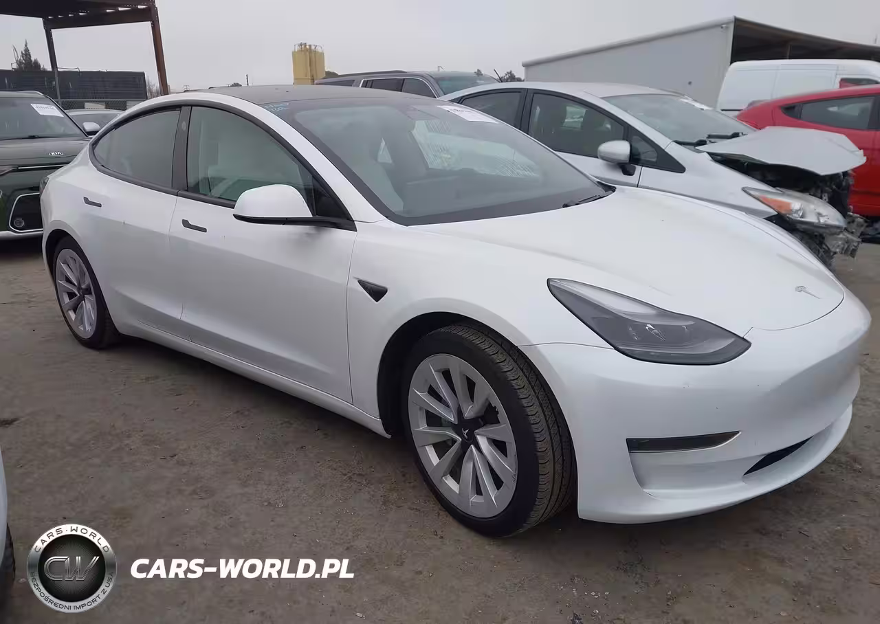 2021 Tesla Model 3 Standard Range Plus Rear-Wheel Drive