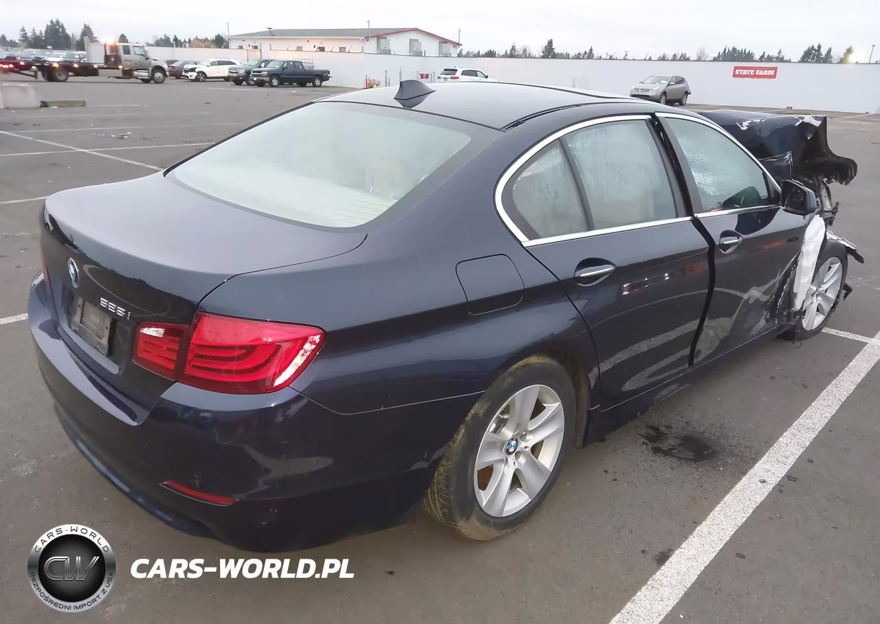 2012 BMW 528I xDrive VIN:WBAXH5C51CDW02475 - 4