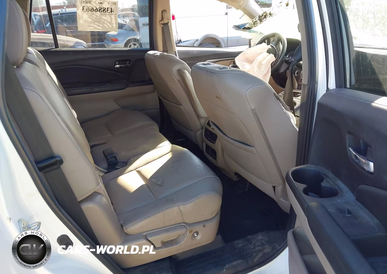 2018 Honda Pilot Ex-L VIN:5FNYF5H55JB009858 - 8