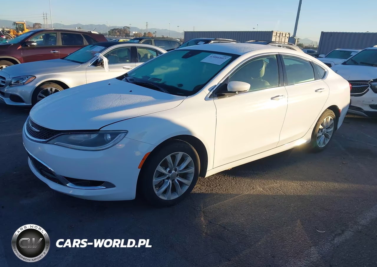 2015 Chrysler 200 C VIN:1C3CCCCG3FN585946 - 2