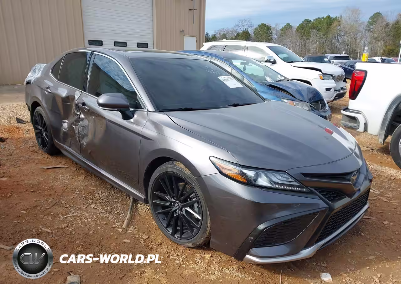 2024 Toyota Camry Hybrid Xse