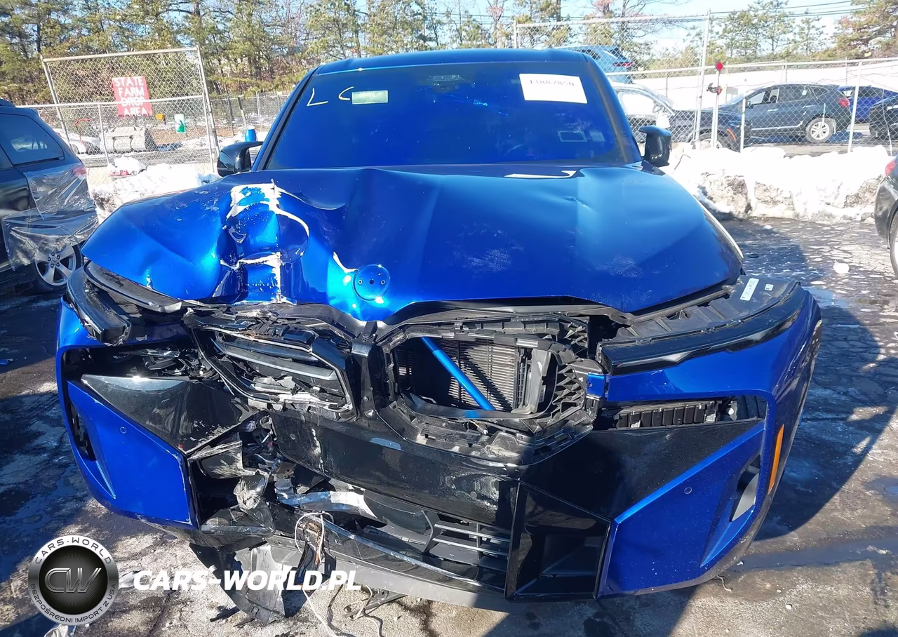 2024 BMW Xm VIN:5YM23CS0XR9U72530 - 12