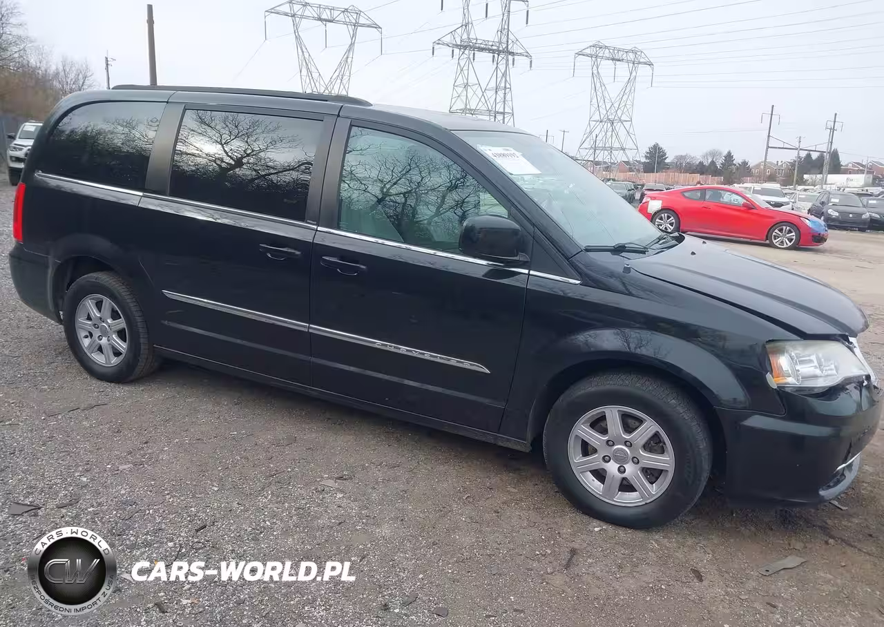 2012 Chrysler Town & Country Touring