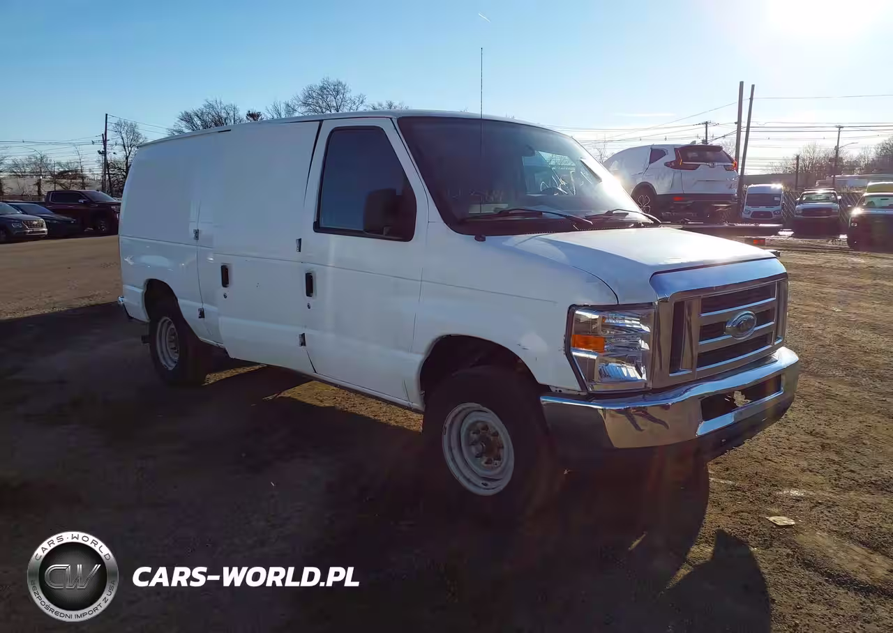 2011 Ford E-350 Super Duty Commercial