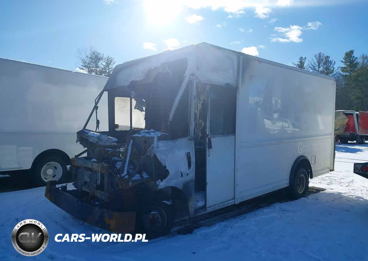2016 Ford E-450 Stripped
