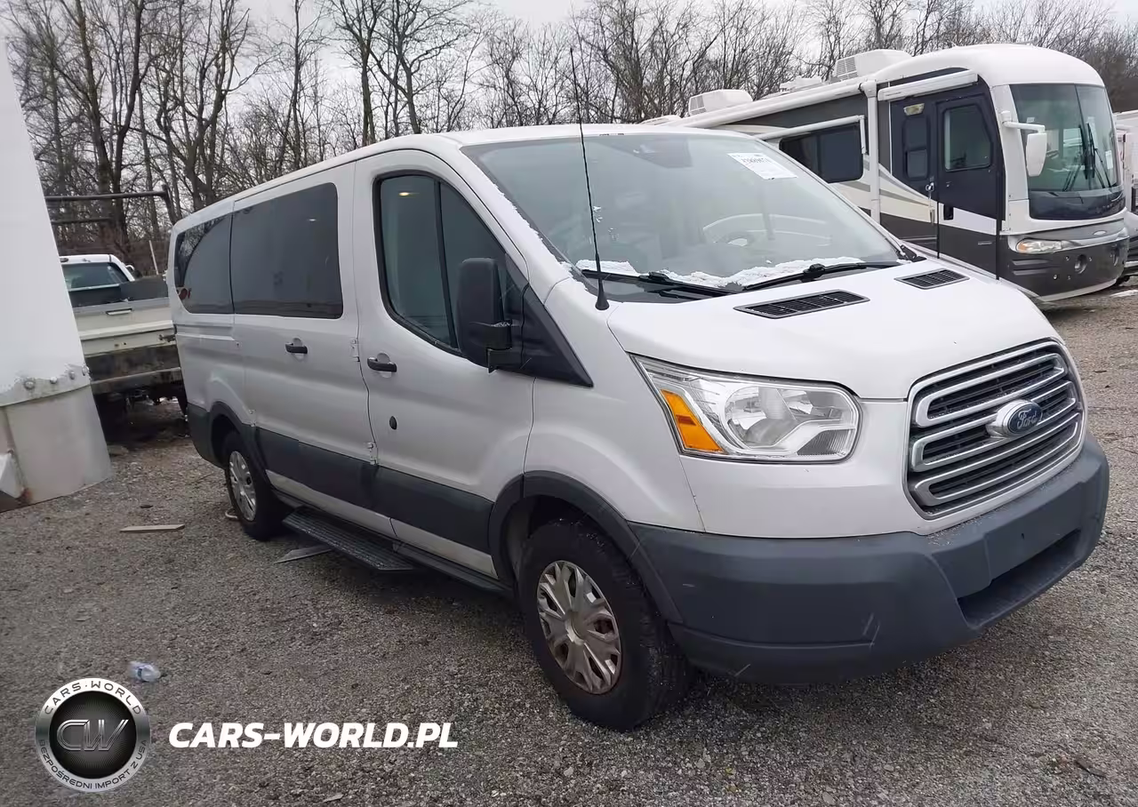 2016 Ford Transit-150 Xlt