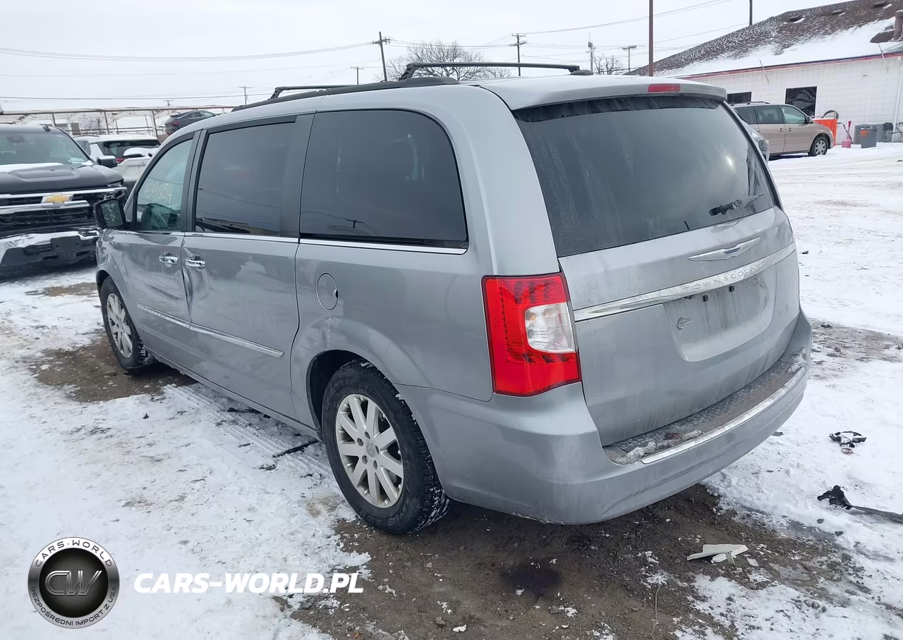 2016 Chrysler Town & Country Touring VIN:2C4RC1BG7GR306434 - 3