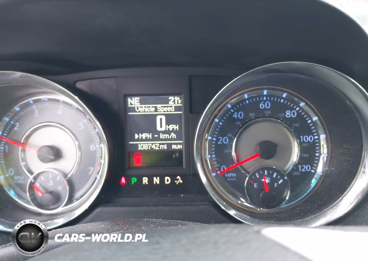 2016 Chrysler Town & Country Touring VIN:2C4RC1BG7GR306434 - 7
