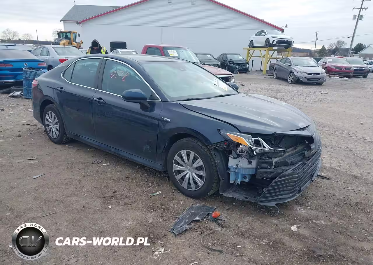 2020 Toyota Camry Le Hybrid