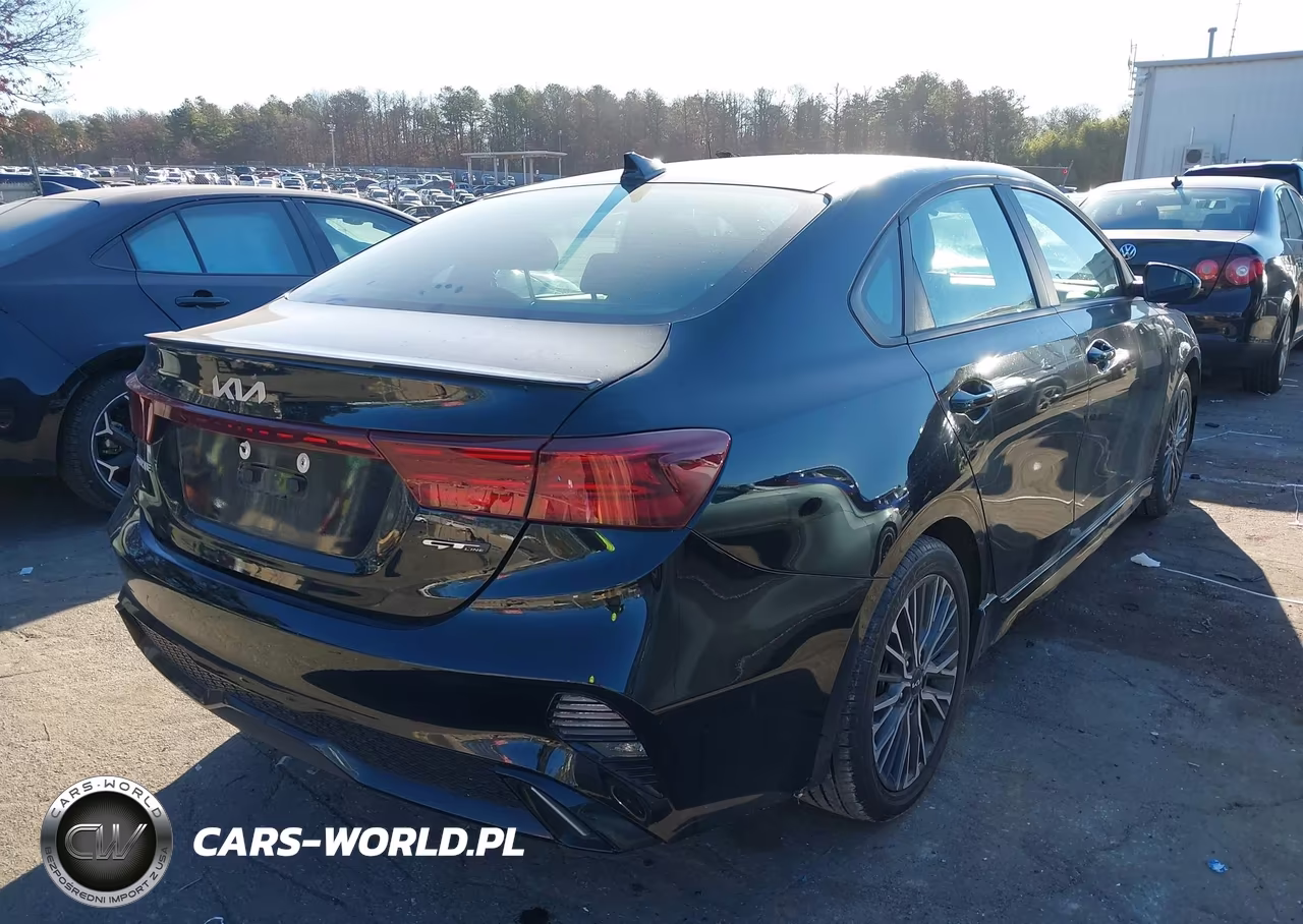 2024 Kia Forte Gt-Line VIN:3KPF54AD4RE707496 - 4