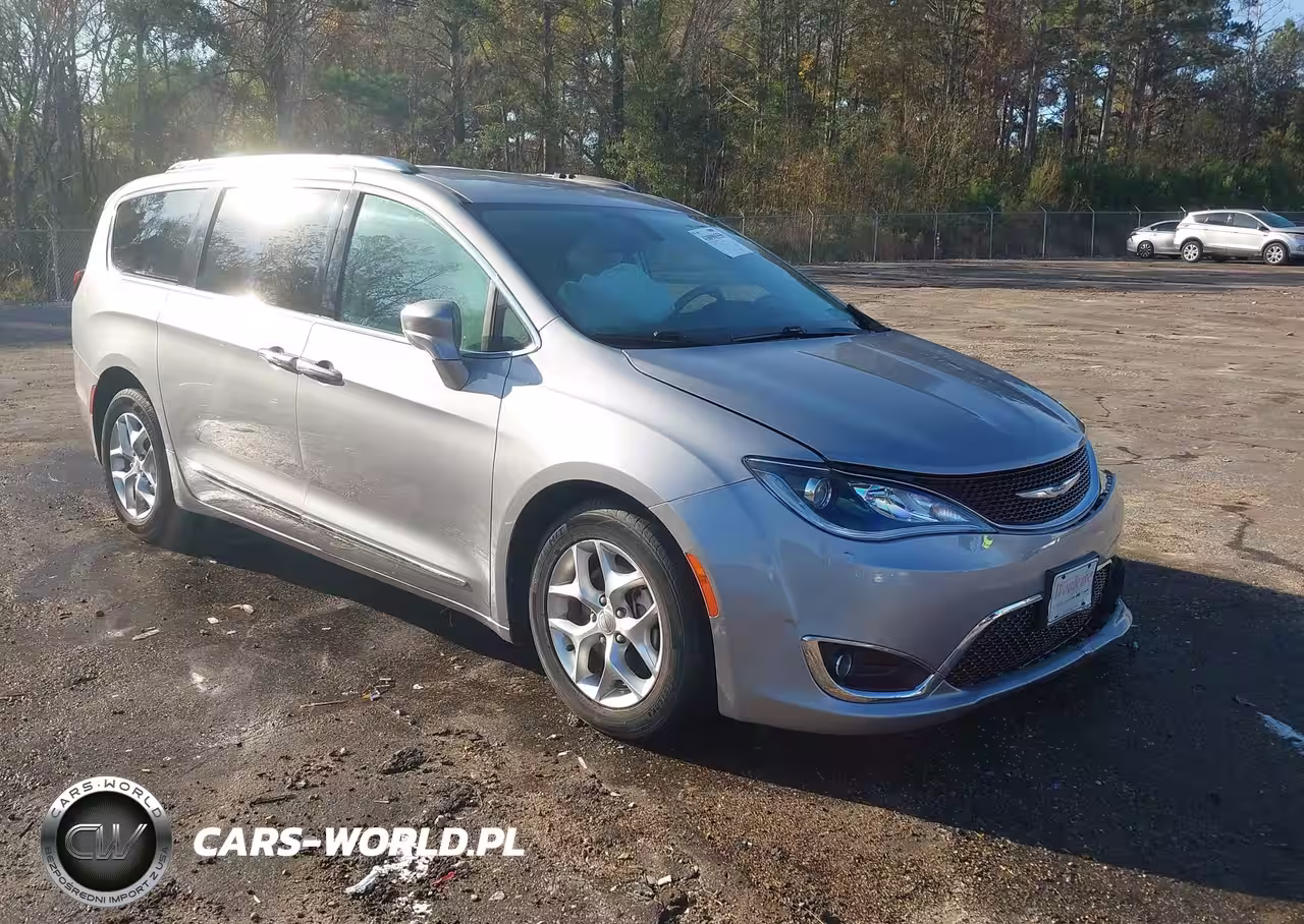 2020 Chrysler Pacifica Touring L Plus