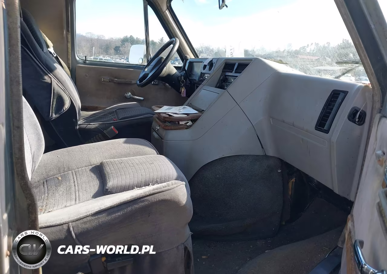 1992 Chevrolet G20 VIN:2GBEG25Z2N4112446 - 5