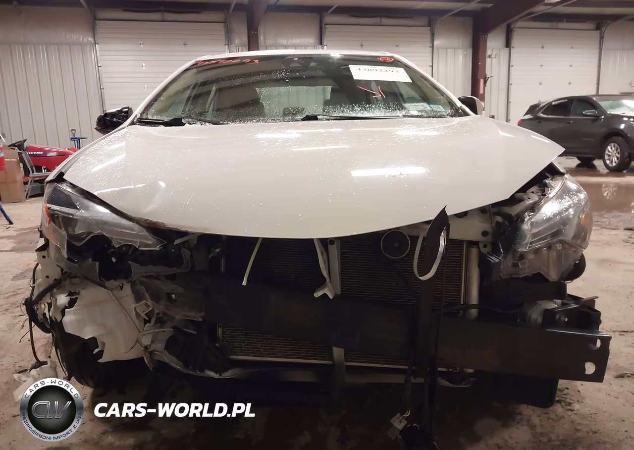 2019 Toyota Corolla Le VIN:2T1BURHE5KC189237 - 6