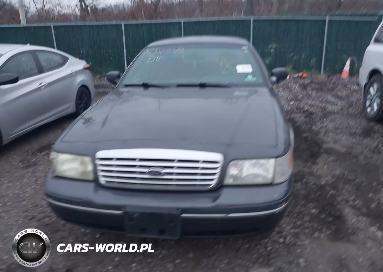 2005 Ford Crown Victoria Police VIN:2FAFP71W45X117306 - 11