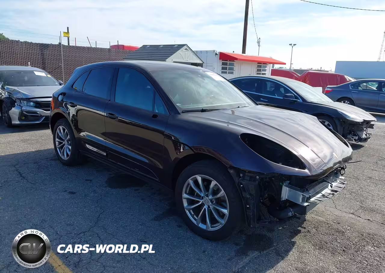 2023 Porsche Macan T