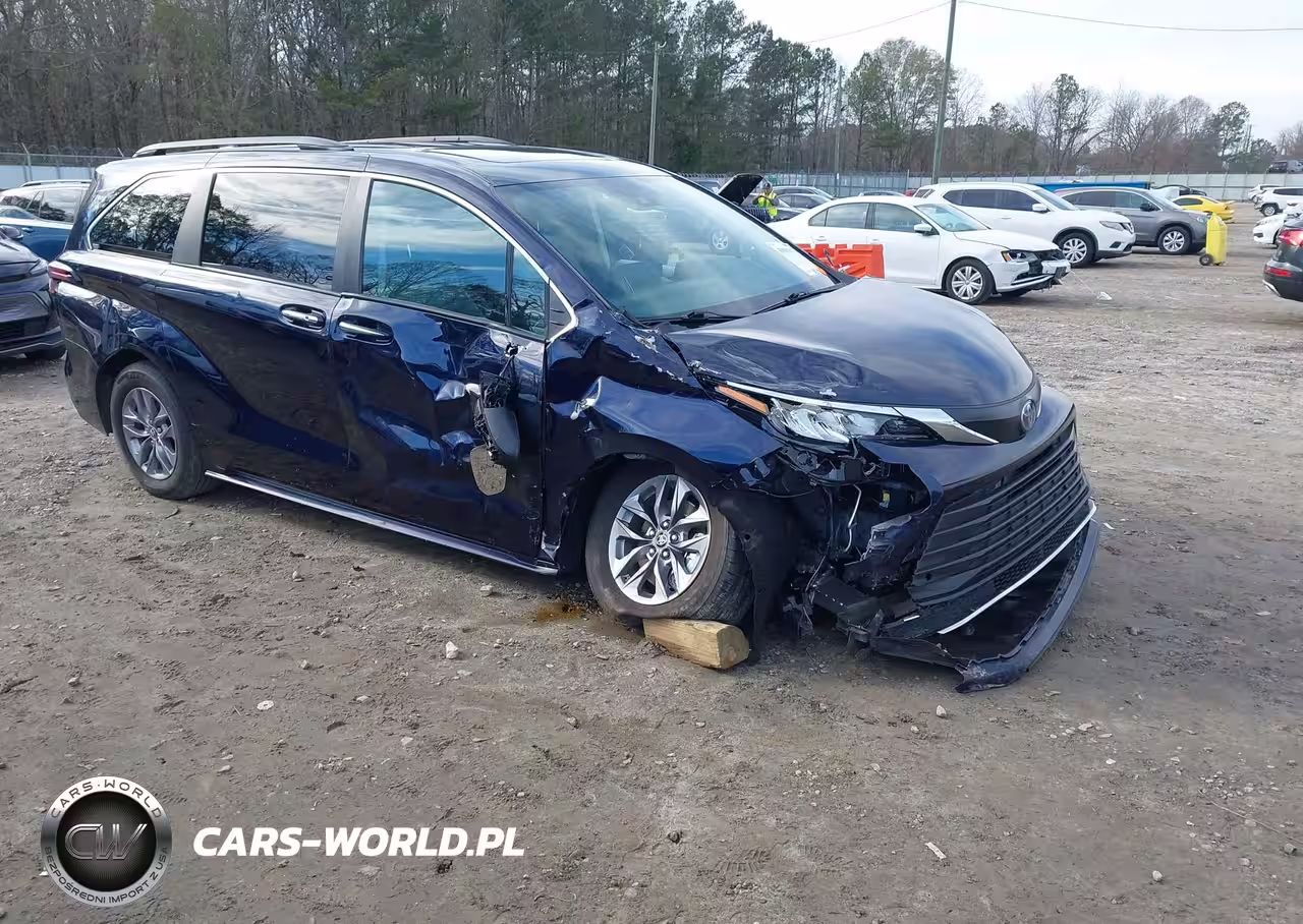 2024 Toyota Sienna Xle