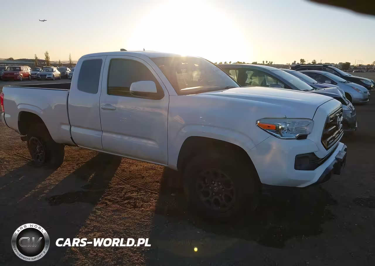 2017 Toyota Tacoma Sr