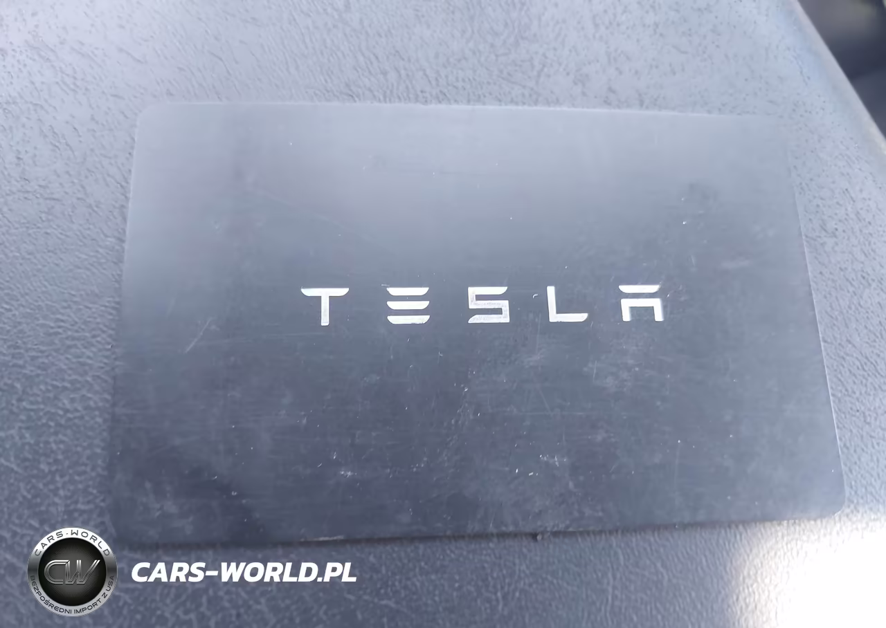 2020 Tesla Model Y Long Range Dual Motor All-Wheel Drive VIN:5YJYGDEE6LF052667 - 11