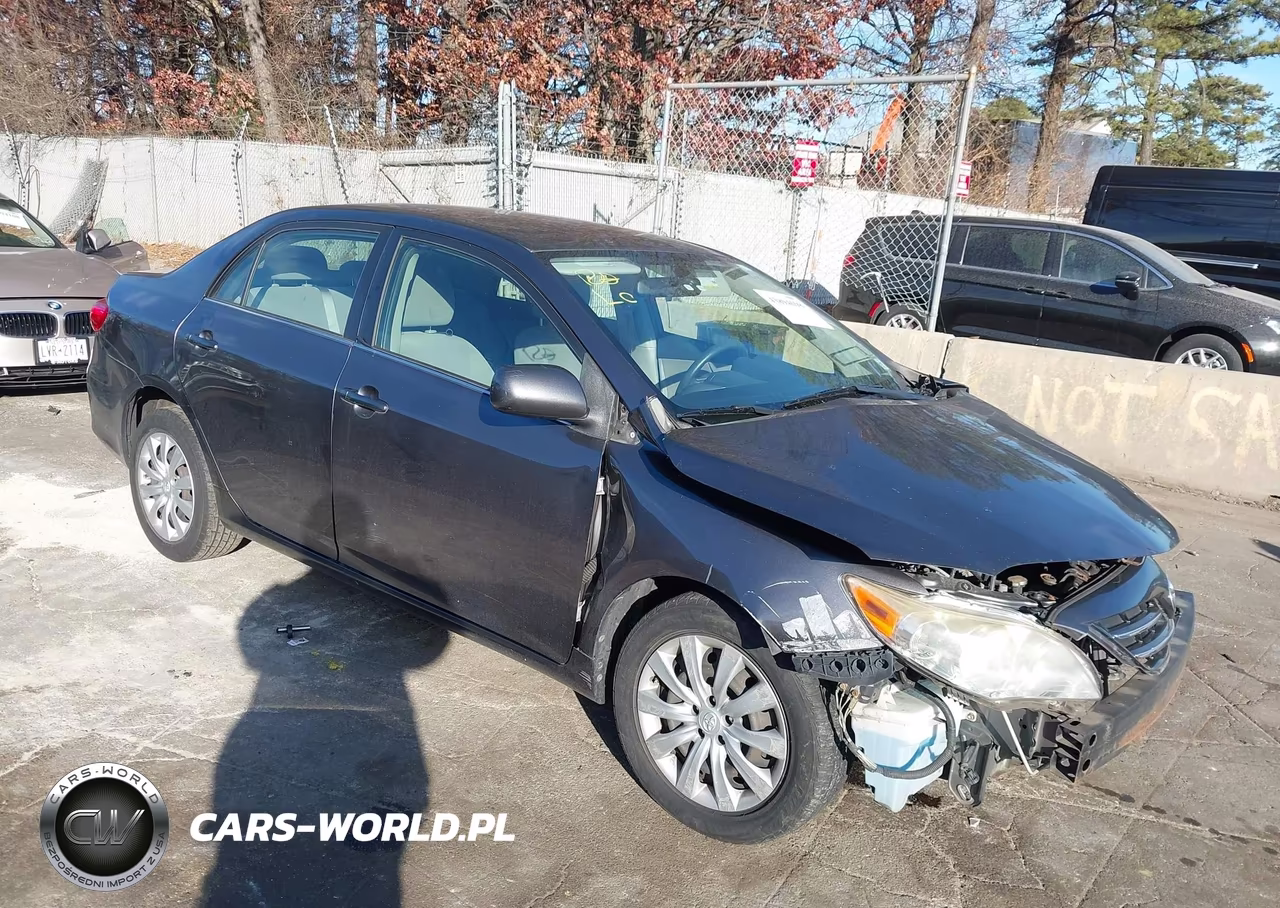 2013 Toyota Corolla Le – zdjęcie 1 z 16