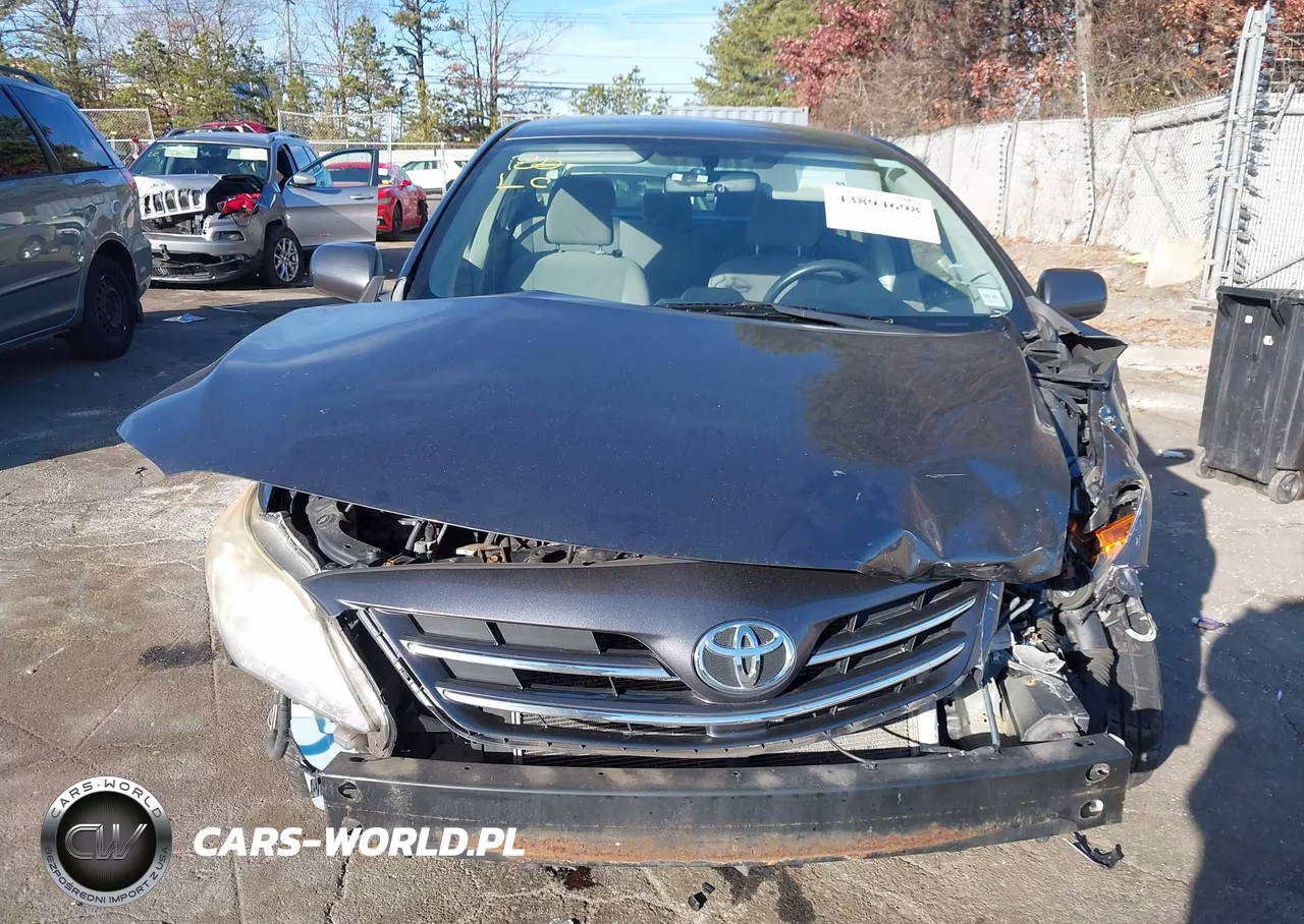 2013 Toyota Corolla Le VIN:JTDBU4EE6DJ123326 - 12