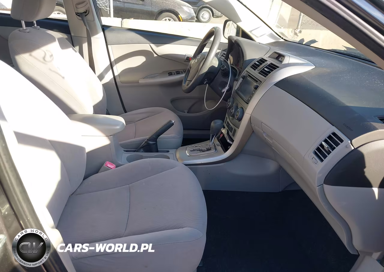 2013 Toyota Corolla Le VIN:JTDBU4EE6DJ123326 - 5